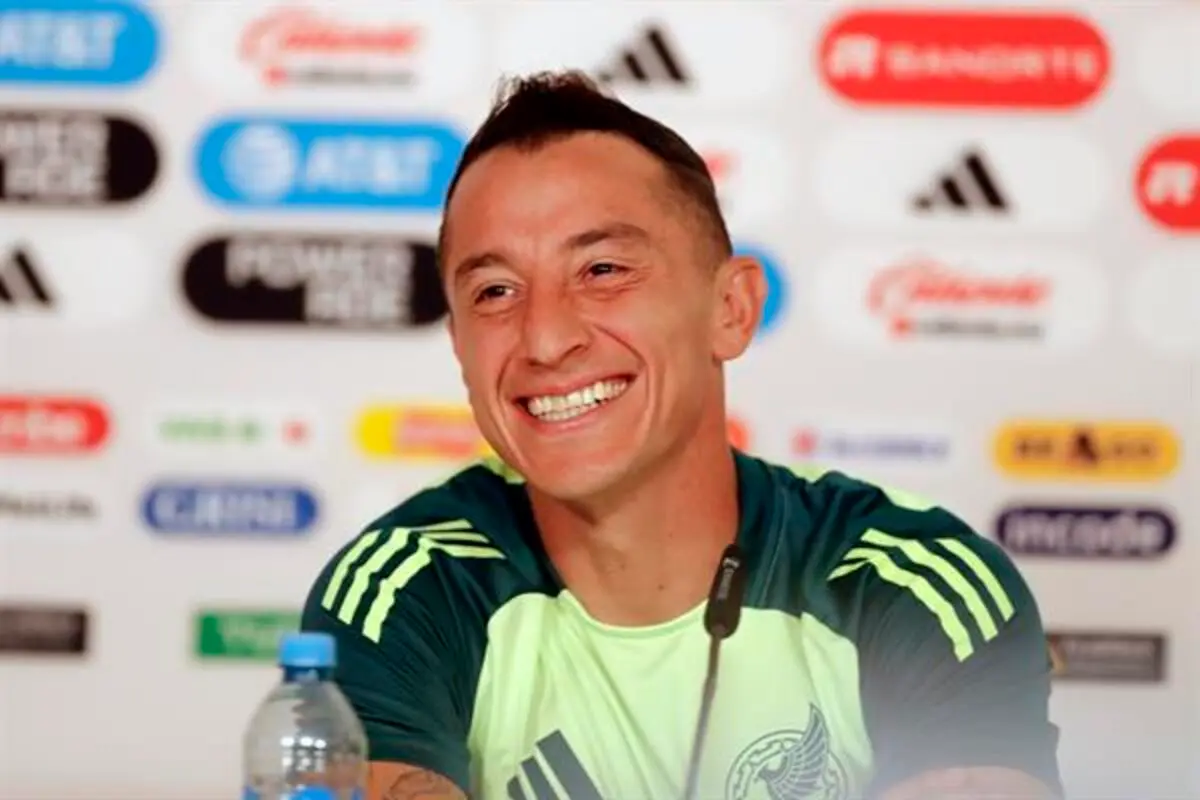 Fotografía de archivo del futbolista mexicano Andrés Guardado durante una rueda de prensa en el Estadio Akron de Guadalajara (México). Foto: La Hora/EFE