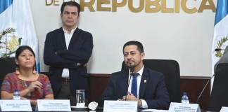 El presidente del Congreso lidera la Comisión Permanente. Foto La Hora: Fabricio Alonzo