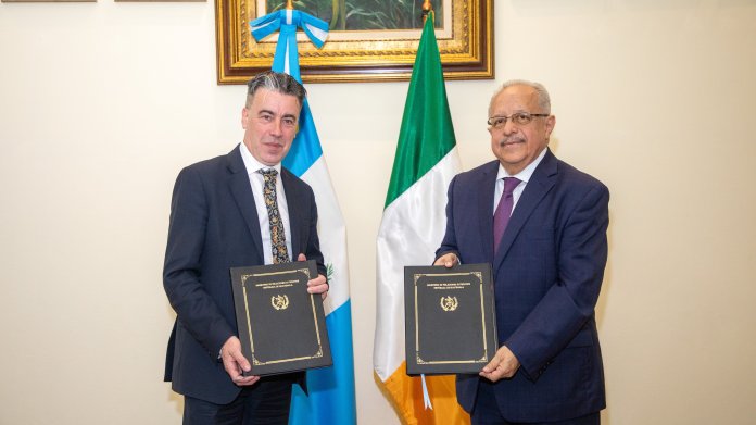 Guatemala e Irlanda firman Memorándum de Consultas Políticas