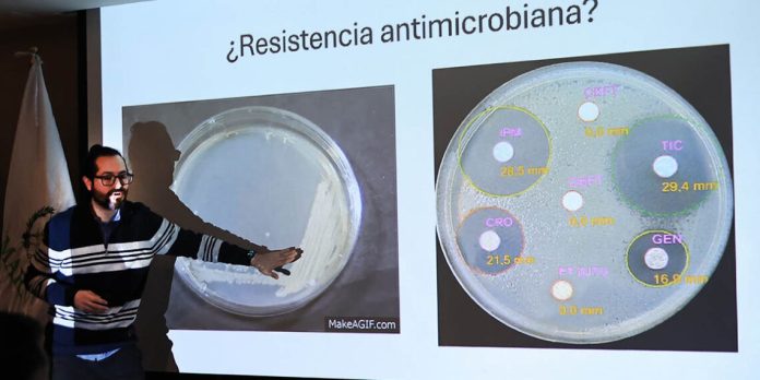 MAGA hace un llamado a actuar contra las superbacterias en Guatemala