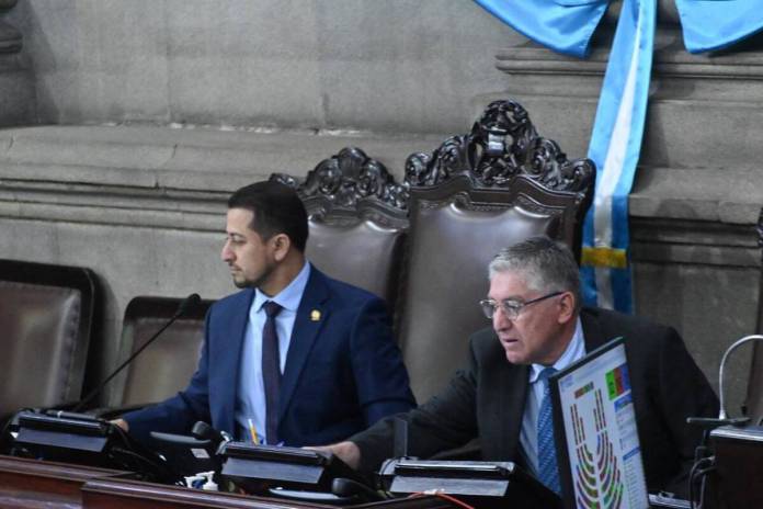 El presidente del Congreso, Nery Ramos, espera realizar una plenaria adicional el 30 de noviembre. Foto La Hora: Fabricio Alonzo