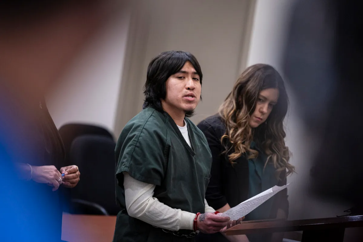 Brandon Ortiz Vite, ciudadano mexicano, da una declaración antes de ser sentenciado el jueves 7 de noviembre de 2024, en la Corte del condado de Kent, en Grand Rapids, Michigan, tras declararse culpable del asesinato en segundo grado de su novia, Ruby García, de 25 años, en marzo. Foto: La Hora/AP