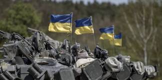 Armamento ucraniano en acción en el conflicto contra Rusia. Foto La Hora: EFE