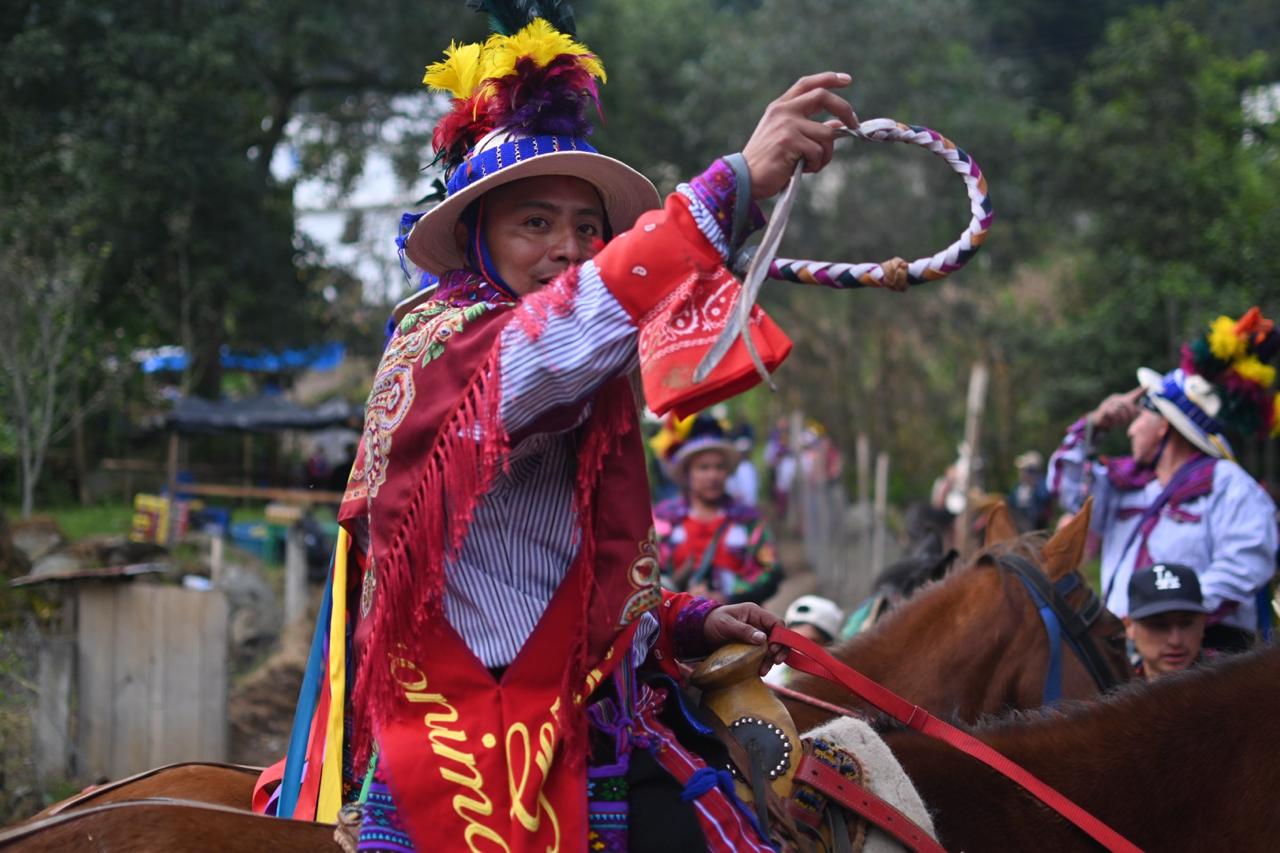 Carrera de Cintas: Una fiesta de color y tradición en el corazón de Huehuetenango