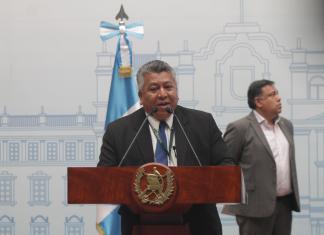 Auditor Jorge García explicó como opero Melvin Quijivix, a lo interno del INDE. Foto La Hora: José Orozco.