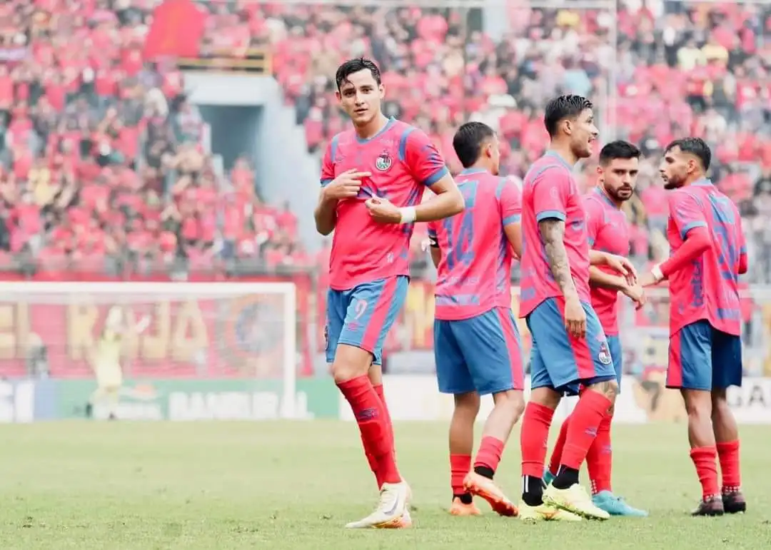 Foto La Hora: Rojos del Municipal