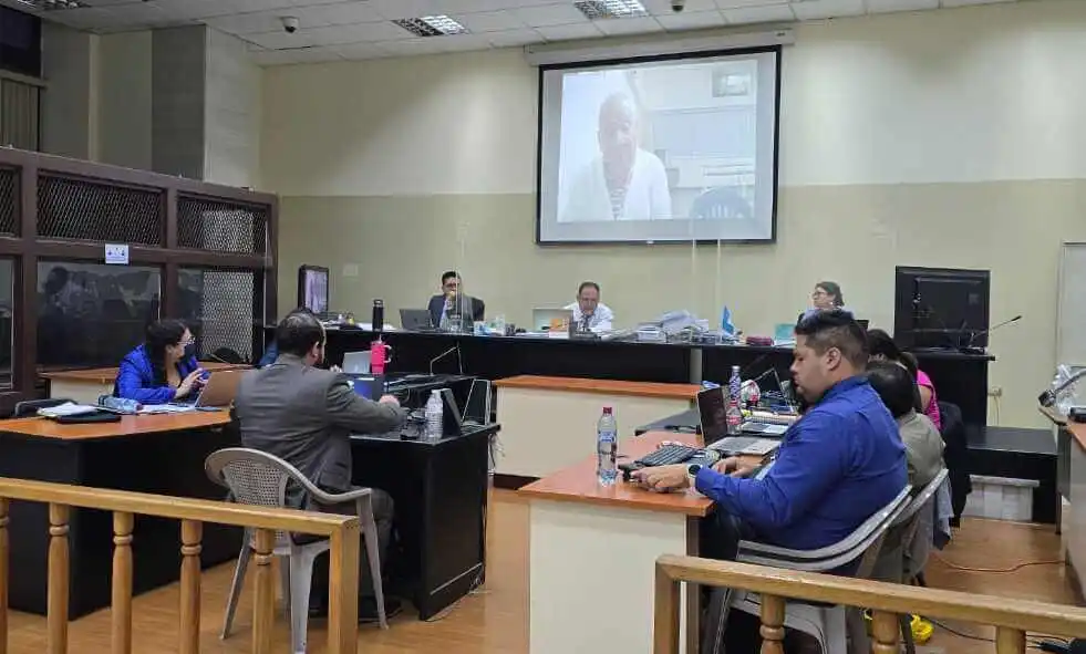 Benedicto Lucas se presenta al juicio vía videoconferencia. Foto La Hora: Sergio Osegueda