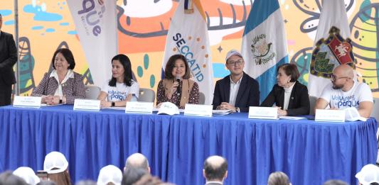 Vicepresidenta acudió al lanzamiento de la iniciativa ¡Volvamos al parque!. Foto La Hora: Vicepresidencia.