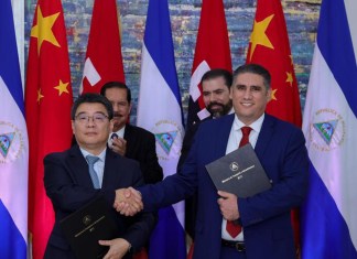 Nicaragua y China firman acuerdo para construir un puerto en el Caribe. Foto La Hora: EFE