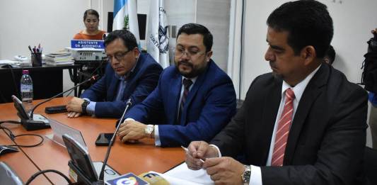 Carlos Velásquez deberá enfrentar juicio por el delito de peculado por sustracción. Foto La Hora: Daniel Ramírez
