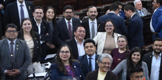 El partido político Movimiento Semilla, el pasado 26 de noviembre en el Congreso de la República. Foto: La Hora / Fabricio Alonzo.