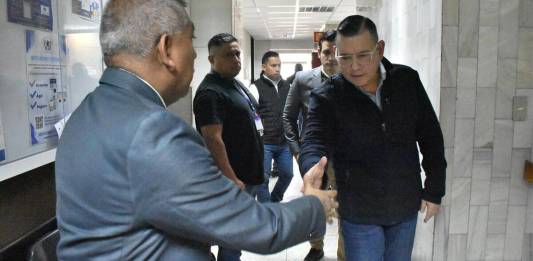 Tras resolución de juez, Manuel Baldizón quedó libre de cargos. Foto La Hora: Daniel Ramírez