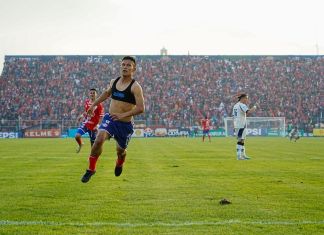 Solo el pie de foto: Denilson Ochaeta, anotó el gol de la remontada de Xelajú ante Mixco. Chivos y chicharroneros se enfrentan nuevamente en cuartos de final. Foto La Hora: Club Xelajú MC.