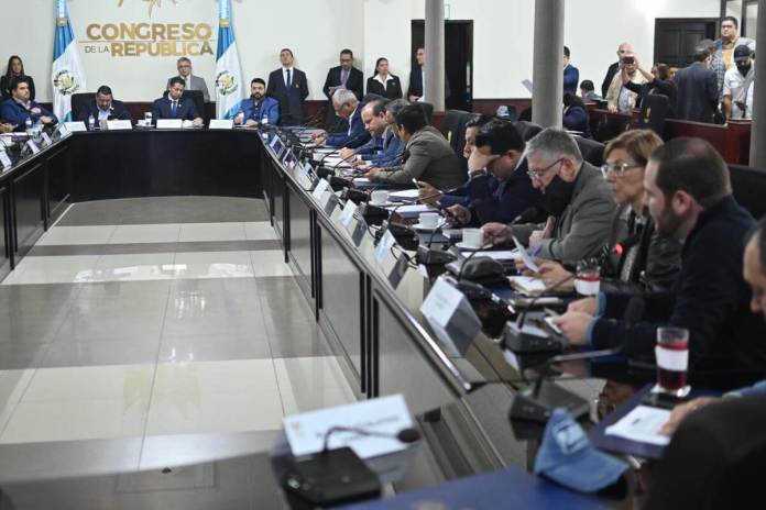 Los diputados juramentarán al presidente de la CSJ, Teodulo Cifuentes, este 19 de noviembre. Foto La Hora: Fabricio Alonzo