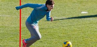 Julián Álvarez, durante el entrenamiento del Atlético este viernes. Foto La Hora: EFE