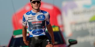 Ciclista belga Remco Evenepoel, doble campeón olímpico en contrarreloj y en ruta en París 2024, fue hospitalizado este martes tras chocar contra la puerta de una furgoneta de la empresa de correos belga. Foto La Hora: EFE