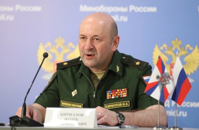 En esta imagen de archivo, el mayor general Igor Kirillov, jefe de las Fuerzas de Defensa Nuclear, Biológica y Química de Rusia, durante una conferencia de prensa en el parque Patriótico de Kubinka, a las afueras de Moscú, Rusia, el 22 de junio de 2018. Foto La Hora: AP