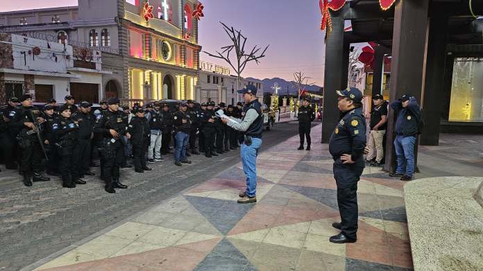 La Fiscalía contra Delitos Trasnacionales, con el acompañamiento de la PNC, llevarán a cabo 166 diligencias de allanamiento en varios inmuebles en distintos departamentos del país.