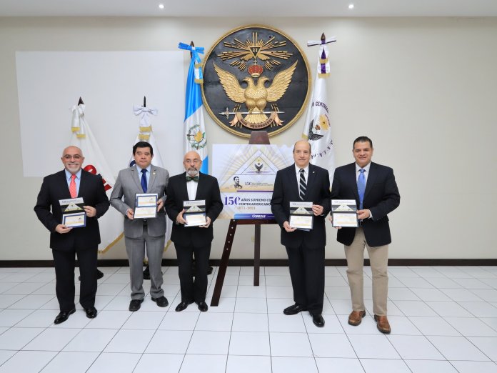 Guatemala celebra 150 años del Supremo Consejo Centroamericano con nuevo sello postal