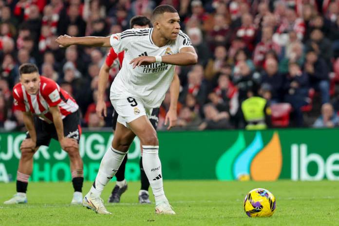 Mbappé falló un penal frente al Athletic de Bilbao