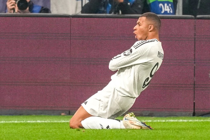 Mbappé anotó su gol 50 en Champions en la victoria del Real Madrid sobre el Atalanta. Foto La Hora: AP