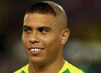 La camiseta utilizada por Ronaldo Nazario en la final del Mundial de 1998 es subastada. Foto La Hora/EFE