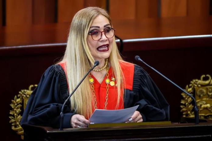 Fotografía de la presidenta del Tribunal Supremo de Justicia (TSJ) de Venezuela, Caryslia Rodríguez. Foto La Hora: EFE