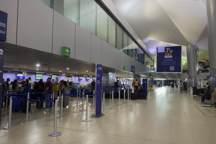 Aeropuerto Internacional La Aurora. Foto: La Hora / José Orozco