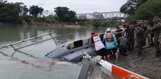 Helicóptero del Ejército de Guatemala se desploma en río Chixoy durante misión de apoyo