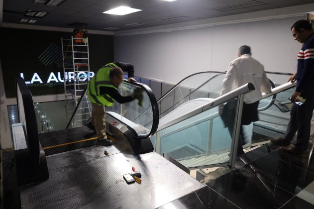 DGAC: Se completan las instalaciones de gradas y elevadores en el Aeropuerto La Aurora