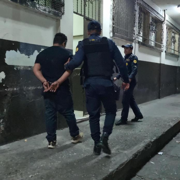 Hombre es sorprendido cuando trasladaba una maquinaria robada en Escuintla. Foto: PNC