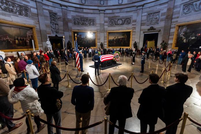 Dan el último adiós a Jimmy Carter en el Capitolio de Estados Unidos