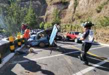 Accidente en la zona 10 de Mixco deja cuatro personas heridas; PMT coordina paso en el lugar Condúzcase con cuidado para prevenir accidentes de tránsito y proteger a su familia. Foto La Hora: Archivo.