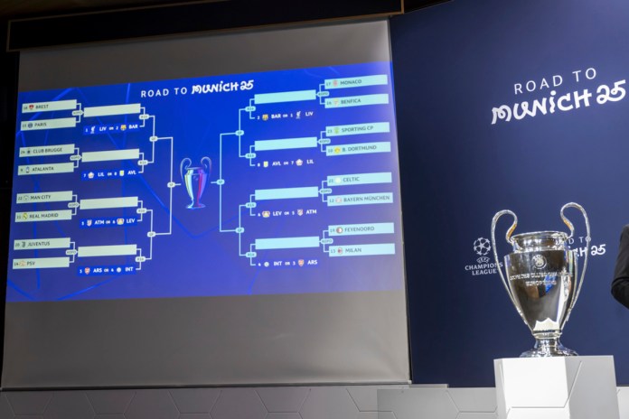 Las formaciones de los grupos se muestran en un panel electrónico después del sorteo de los playoffs de la fase eliminatoria de la Liga de Campeones de la UEFA, en la sede de la UEFA en Nyon, Suiza, el viernes 31 de enero de 2025. Foto La Hora: AP