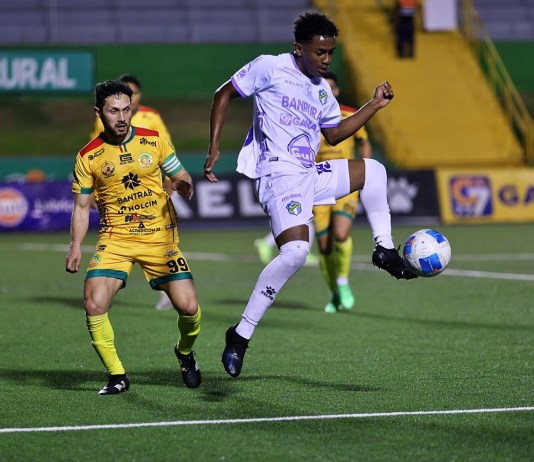 Comunicaciones y Marquense empatan por la cuarta jornada del torneo Clausura 2025. Foto La Hora: Liga Guate Banrural