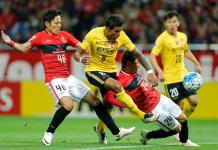 El jugador brasileño del Guangzhou Evergrande Paulinho (c) durante un partido de la Liga de Campeones de la AFC en el estadio Saitama al norte de Tokio, en 2016. Foto La Hora: EFE