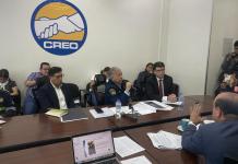 VIDEO: Tenso intercambio de palabras entre diputado de CREO y gerente de Emetra Gerente Emetra Héctor Flores