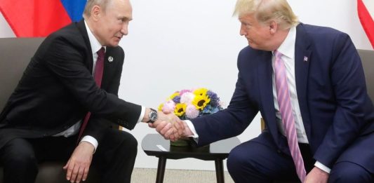 Donald Trump dijo estar dispuesto a reunirse con su homólogo ruso, Vladímir Putin, "de inmediato" para negociar un acuerdo de paz en Ucrania.