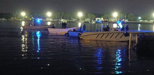 Unidades de la Marina de la Defensa Nacional han interceptado una embarcación la cual transportaba posibles ilícitos en aguas del océano pacífico