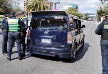 El titular del Ministerio de Gobernación, Francisco Jiménez, dio a conocer que los "Taxis piratas", en última instancia, son controlados por estructuras criminales.