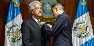 Mauricio Roberto Benard es juramentado como Gobernador del Departamento de Guatemala