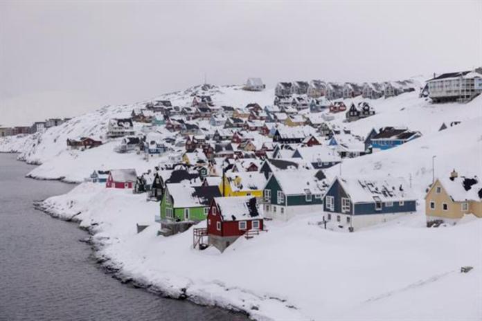 Vista general de la zona de Myggedalen en Nuuk, Groenlandia Foto La Hora: EFE Archivo