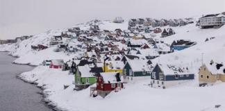 Vista general de la zona de Myggedalen en Nuuk, Groenlandia Foto La Hora: EFE Archivo