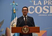 Jonathan Menkos, Ministro de Finanzas