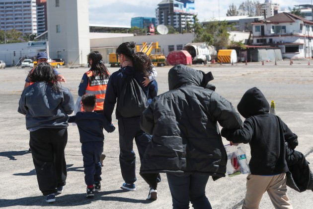 En cuatro vuelos, Guatemala recibió más de 300 deportados esta semana