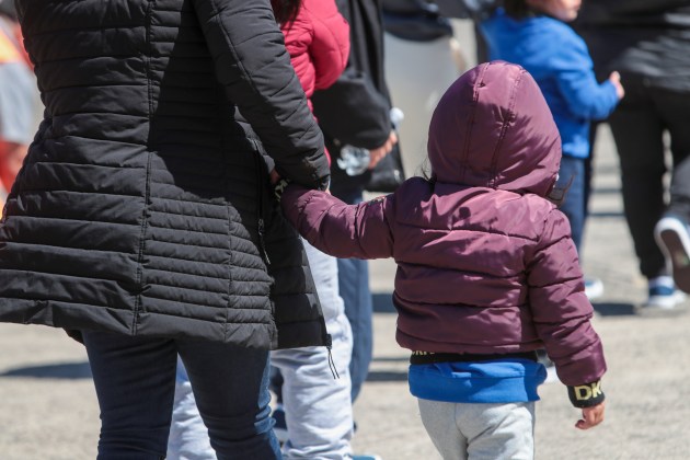 En cuatro vuelos, Guatemala recibió más de 300 deportados esta semana