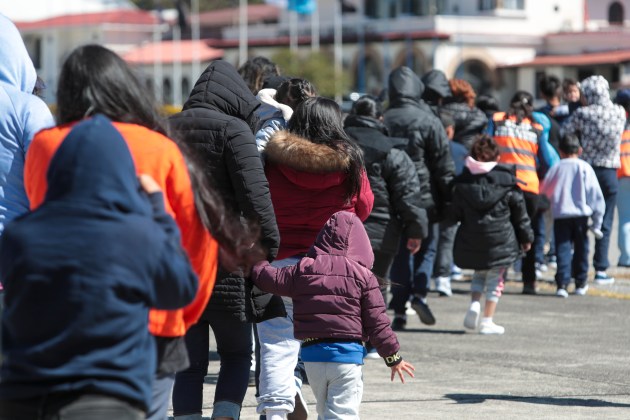 En cuatro vuelos, Guatemala recibió más de 300 deportados esta semana