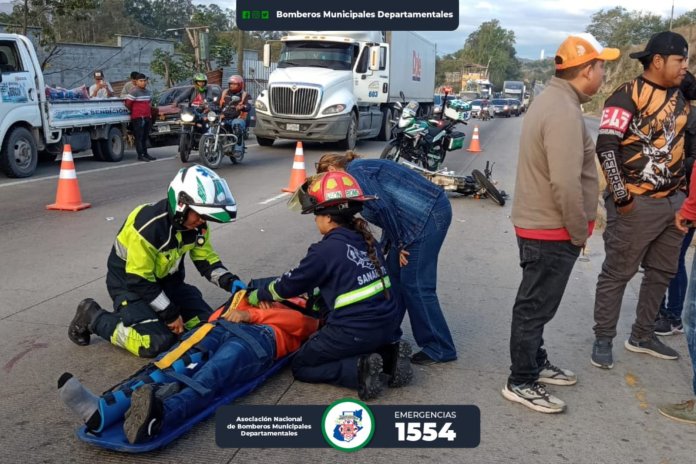 Durante el fin de semana, Bomberos atienden múltiples hechos de tránsito con motoristas involucrados