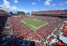 Playoffs NFL 2025: Camino al Super Bowl LIX, horarios y partidos de la ronda de comodín Vista general del estadio Raymond James durante un partido de fútbol americano de la NFL entre los Philadelphia Eagles y los Tampa Bay Buccaneers, el domingo 29 de septiembre de 2024, en Tampa, Florida. Foto La Hora: AP