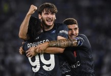 Por 75 millones de euros, el georgiano Kvaratskhelia llegará al PSG procedente del Nápoli El georgiano Khvicha Kvaratskhelia, todavía jugador del Nápoles, pidió hace algunas semanas al club italiano salir en este mercado de invierno Foto La Hora: EFE